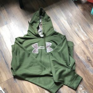 Under armor sweatshirt